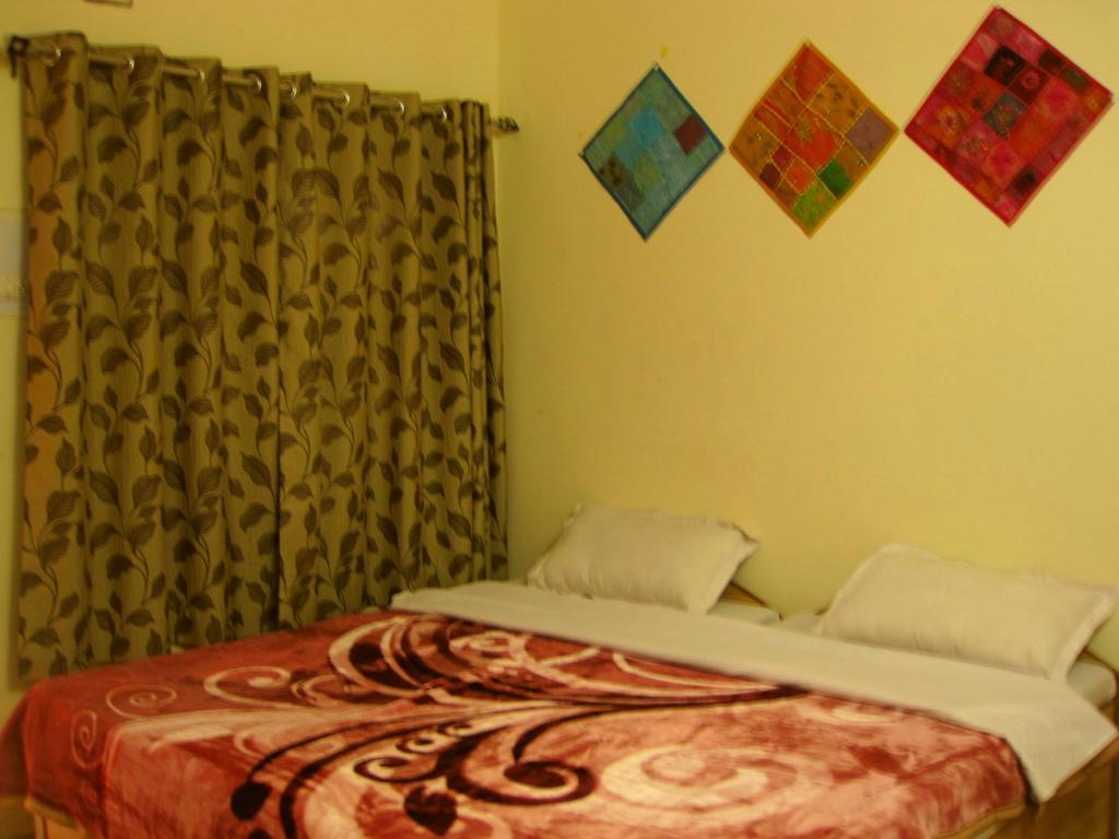 Bona Cafe Restaurant & Sala Guest House Varanasi Camera foto